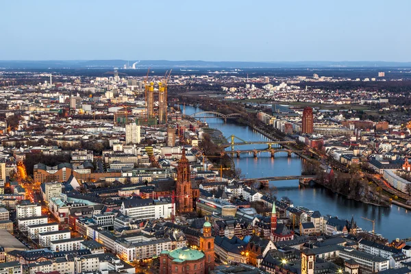 Aerial of Frankfurt am Main at night — Stock Photo, Image