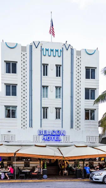 Facciata di Beacon hotel a Ocean Drive, Miami — Foto Stock