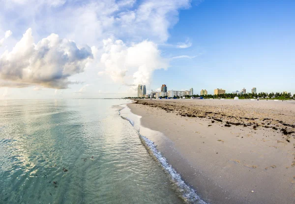 South beach skyline with ocean — Stock Photo, Image