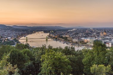 Budapeşte ve Tuna, gece 