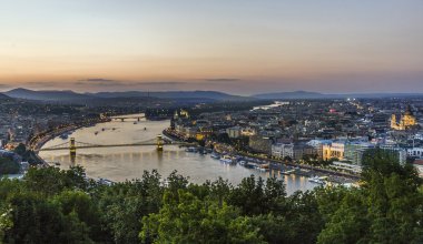 Budapeşte ve Tuna, gece 