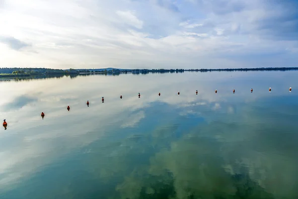 Vidéki táj, a hot air léggömb hektár — Stock Fotó