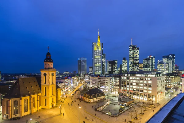 Vista para o horizonte de Frankfurt com Hauptwache — Fotografia de Stock