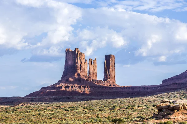 Giant sandstone formation in the Monument valley — Stock Photo, Image