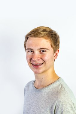 ergen bir çocuğun ergenliğe içinde portre