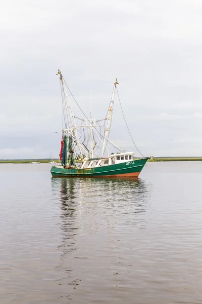 Риболовецьке судно в Apalachicola — стокове фото