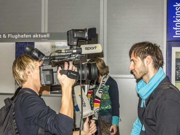 German handball team returns back from the championship in Doha — Stock Photo, Image