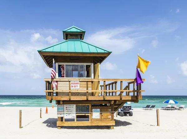 Wooden bay watch huts in Art deco style — Stock Photo, Image