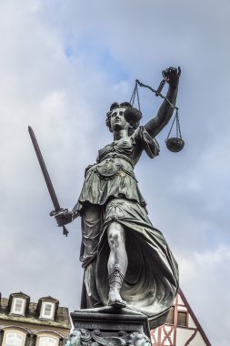 Justitia, bir anıt Frankfurt, Almanya