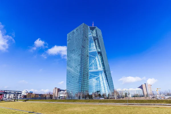 Nové sídlo Evropské centrální banky ve Frankfurtu nad Mohanem — Stock fotografie