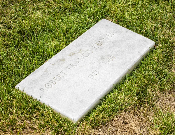 Sepulturas no cemitério nacional de Arlington em Washington — Fotografia de Stock