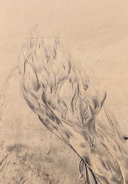 모래 해변에 이슬람 패턴 타입 텍스처 — 스톡 사진