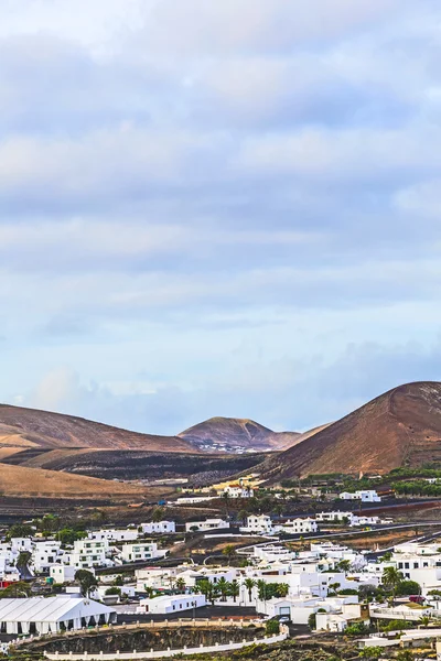 Village pittoresque d'Uga au lever du soleil — Photo