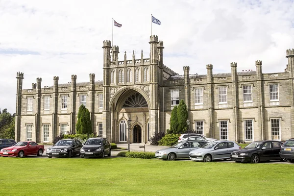 Headquarter of airline bmi in castle Donington — Stock Photo, Image