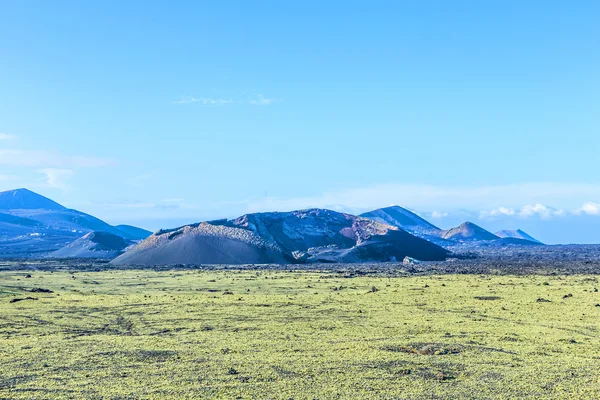 Vulkan montana colorada auf lanzarote, tinajo — Stockfoto