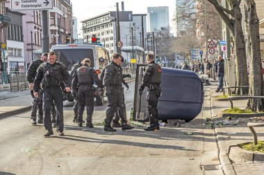 Ezb ve kapitalizm Frankfurt insanlar protesto