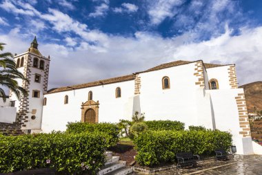 Kilise Santa Maria de Betancuria, Betancuria Köyü, F Kulesi