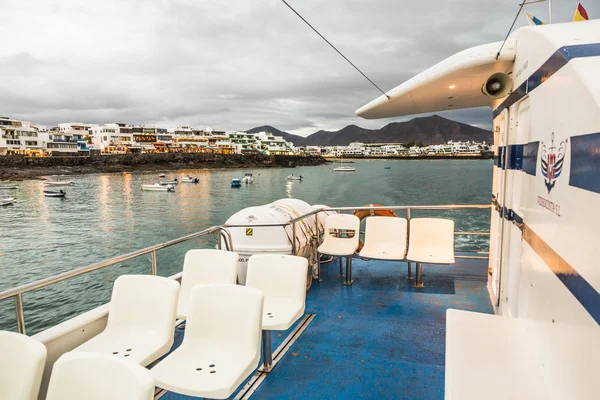 Os ferries Videocosta operam entre Corallejo e Playa Blanc — Fotografia de Stock