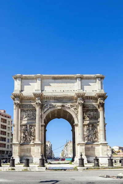 Triomfboog arc Porte ook bekend als Porte Royale in Marseille — Stockfoto