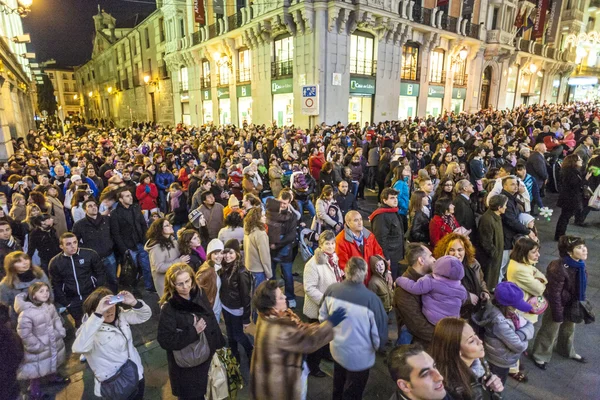 Loutkové představení v noci v Madridu — Stock fotografie