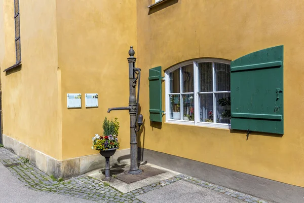 O Fuggerei é o mais antigo complexo habitacional social do mundo — Fotografia de Stock