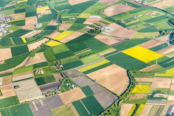 Luchtfoto van het landbouwareaal in de buurt van Mainz — Stockfoto