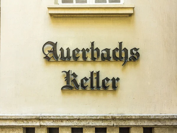 Bekanntes restaurant auerbachs keller — Stockfoto