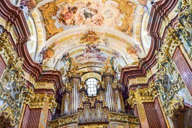 Aziz Peter ve Paul Kilisesi Manastır Melk