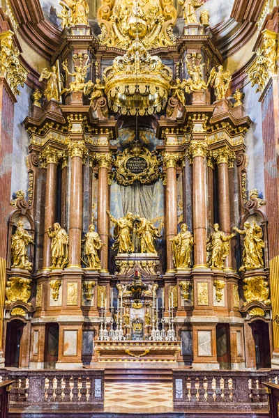 Святого Петра і Paul церкви в абатство Мельк — стокове фото