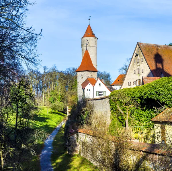 Campanas en munich ayuntamiento y fachada — Foto de Stock