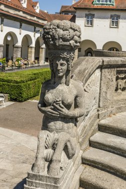 Bad Nauheim içinde ünlü Sprudelhof art nouveau heykeli
