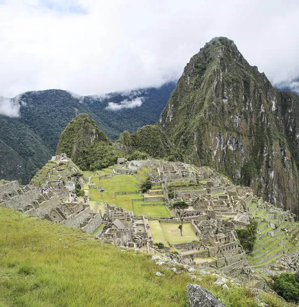 Ciudad oculta Machu Picchu en Perú — Foto de Stock