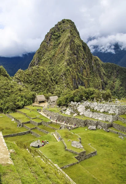 Hermosa ciudad oculta Machu Picchu en Perú — Foto de Stock