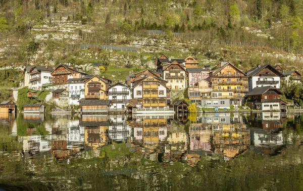 Город с традиционными деревянными домами — стоковое фото