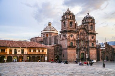 günbatımı ünlü katedral Cuzco, Peru