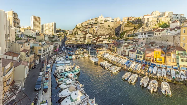 Utsikt över Marseille från Notre-Dame de la Garde - Frankrike — Stockfoto