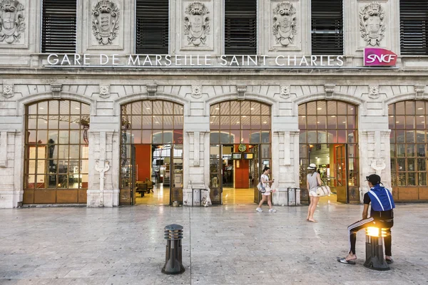 Weergave van treinstation Saint Charles in Marseille — Stockfoto