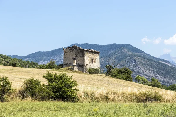 Landscape in the Provence with view to the Alps — Stock Photo, Image