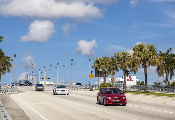 Zvedací most přes řeku amerických ve Fort Lauderdale — Stock fotografie