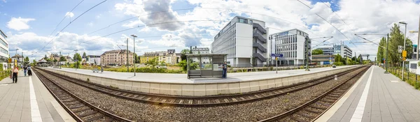 Dworzec kolejowy S - Bahn Roedelheim we Frankfurcie nad Menem — Zdjęcie stockowe