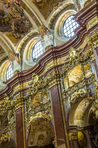 St. Peter och Paul kyrka i Melk Abbey — Stockfoto