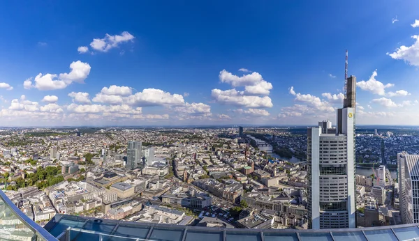 Pohled na panorama Frankfurtu Maintower — Stock fotografie