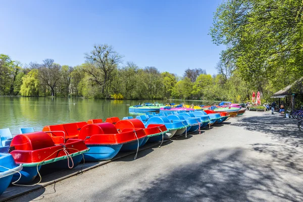 Boats for rent at the  Seehaus in Munich — Stock Photo, Image
