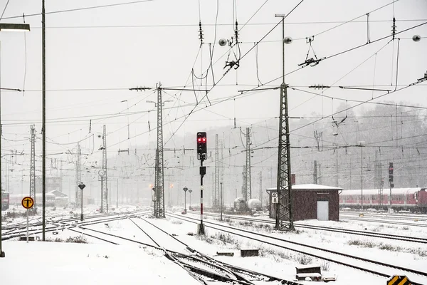 Snowfall at the train station in Wiesbaden — Stock Photo, Image