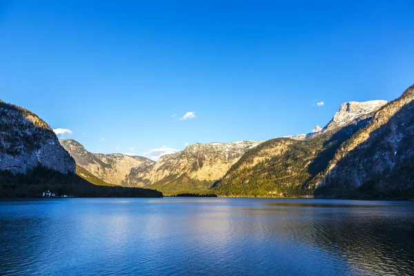 Blick über den Hallstätter See — Stockfoto