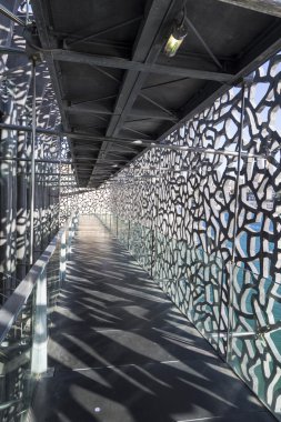 Modern Müze binası, Avrupa ve Akdeniz Civi