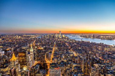 Geceleri New York 'un muhteşem gökyüzü manzarası