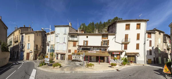 Pequeño pueblo de La Javie en Francia — Foto de Stock