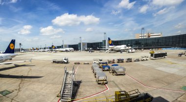 uçak park terminal 1