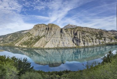 durance göle lac de Serre Poncon Alpleri'nde